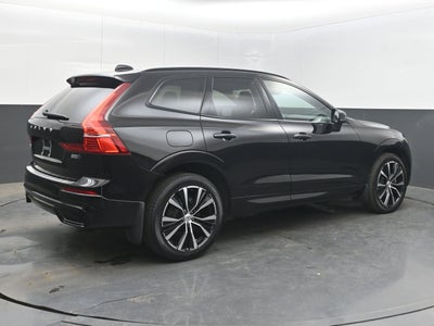 2023 Volvo XC60 Plus Dark Theme