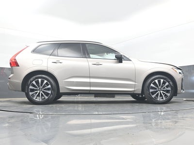 2025 Volvo XC60 Plus
