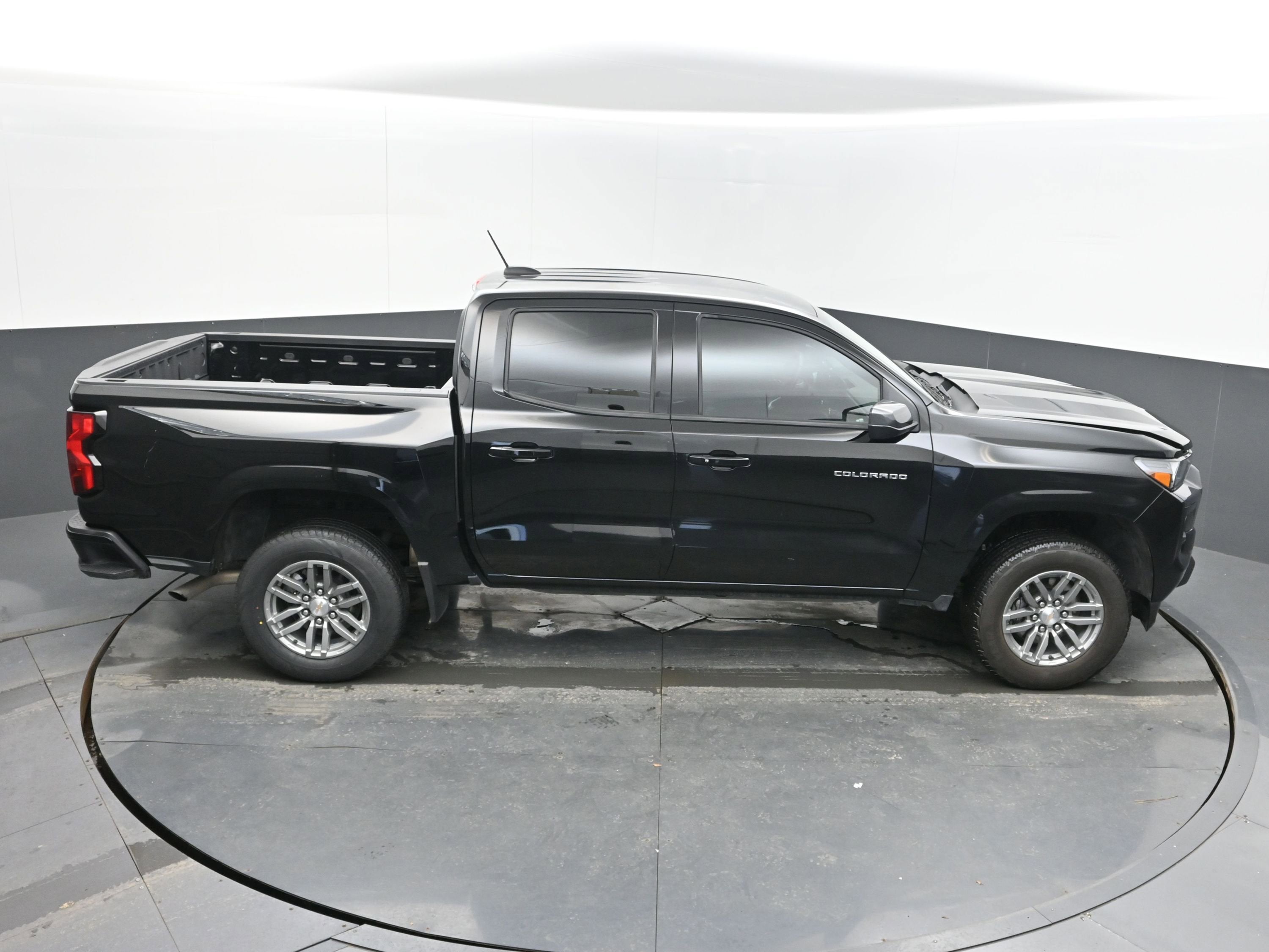 2024 Chevrolet Colorado 2WD LT