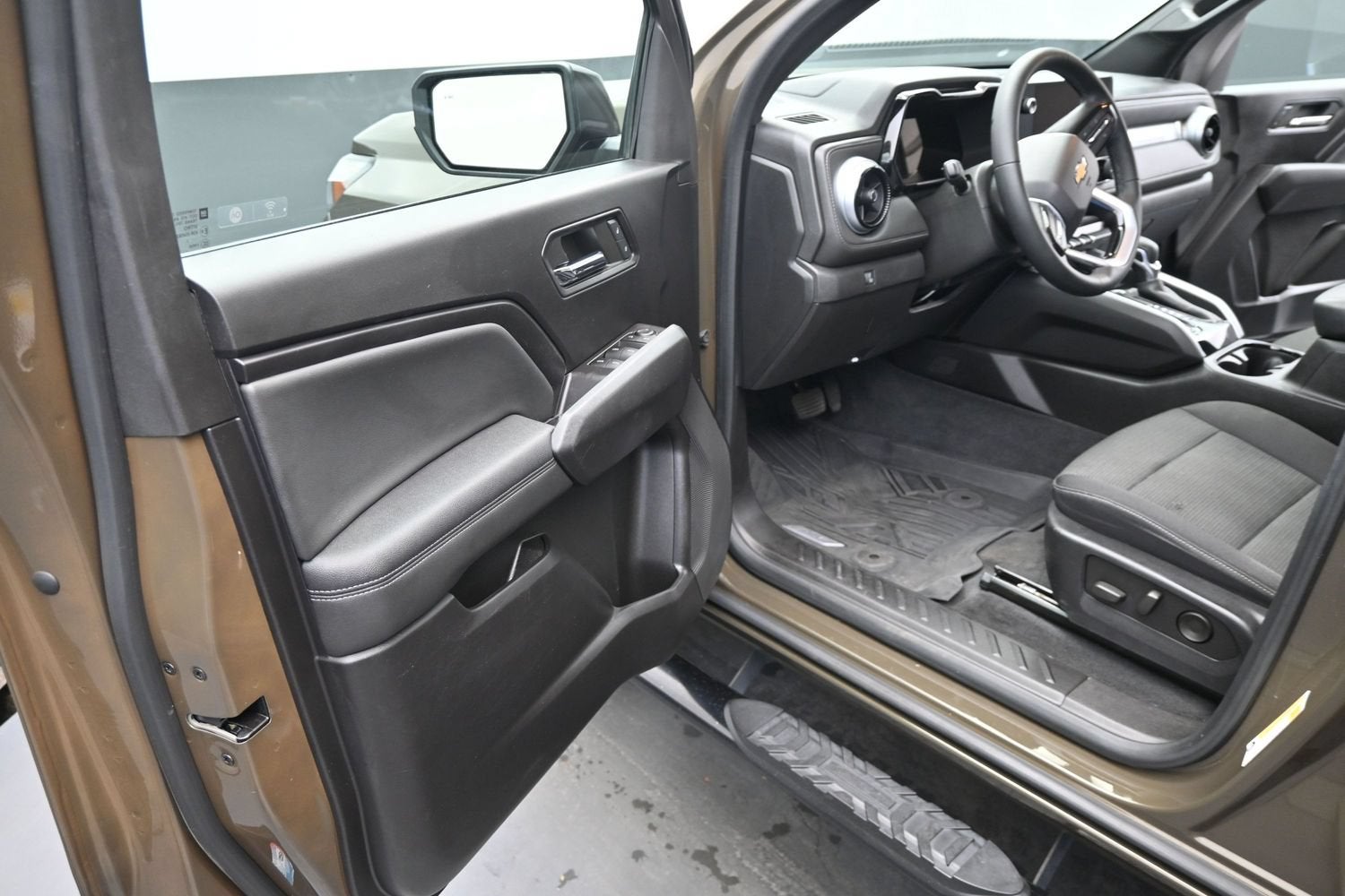 2023 Chevrolet Colorado 2WD LT