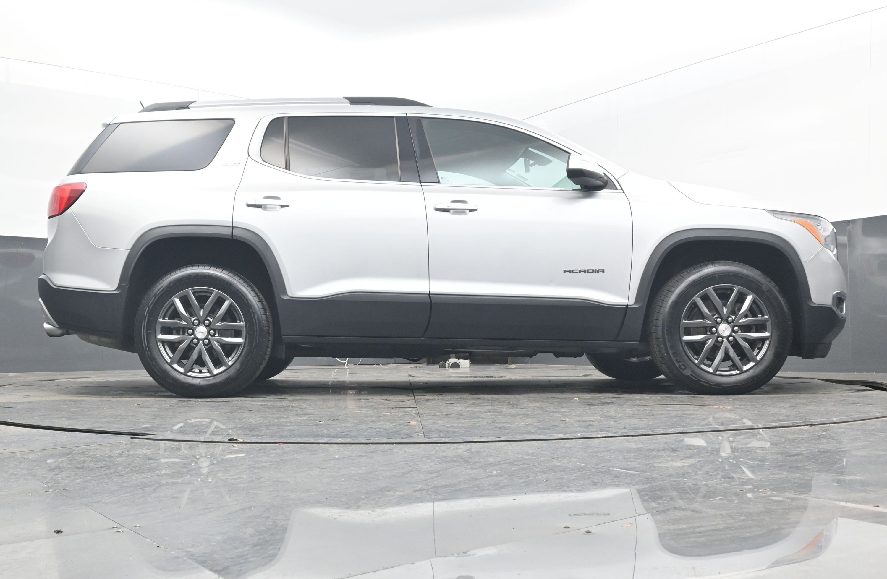 2019 GMC Acadia SLT