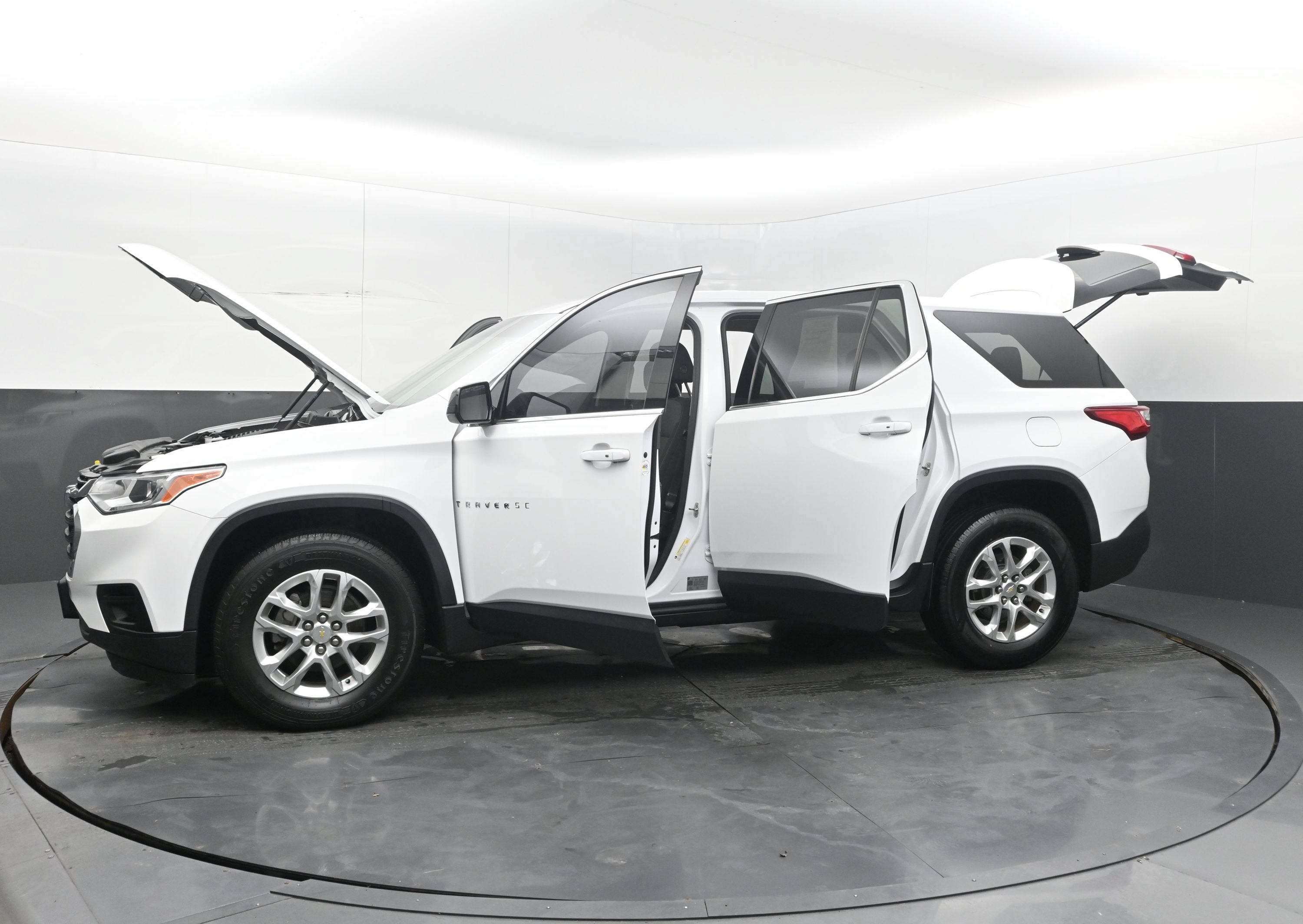 2020 Chevrolet Traverse LS