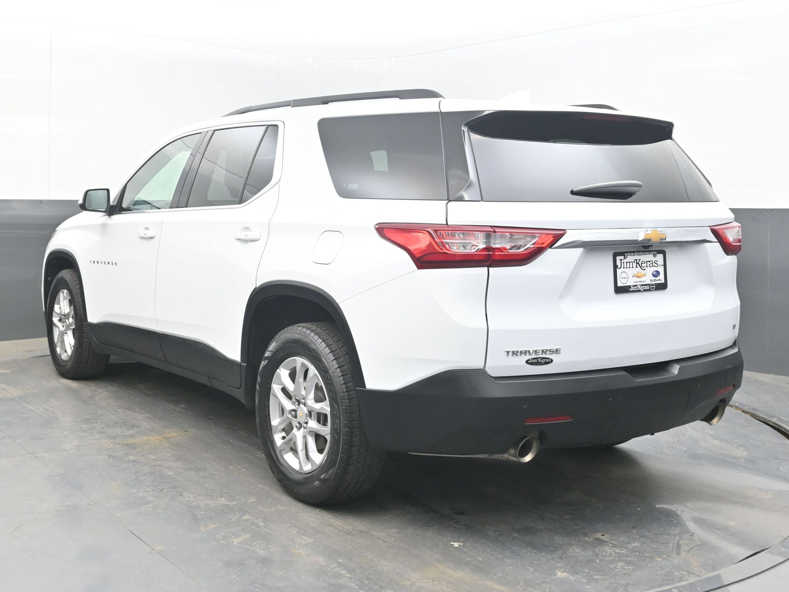 2021 Chevrolet Traverse LT Cloth
