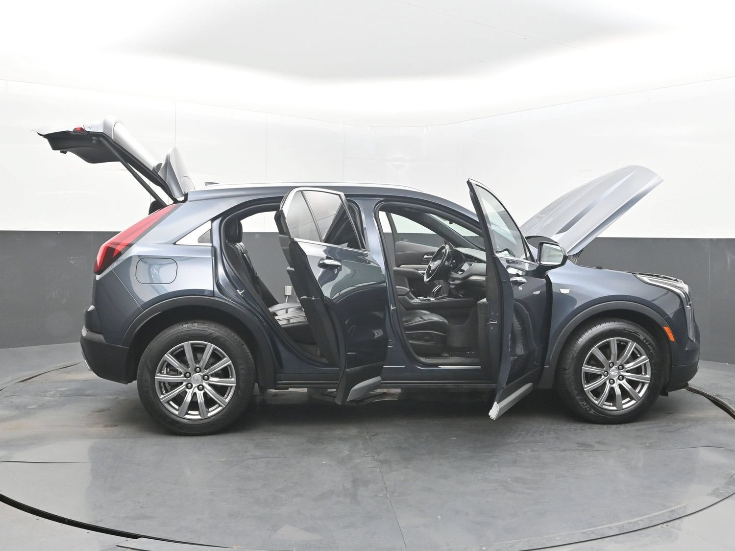 2020 Cadillac XT4 FWD Premium Luxury