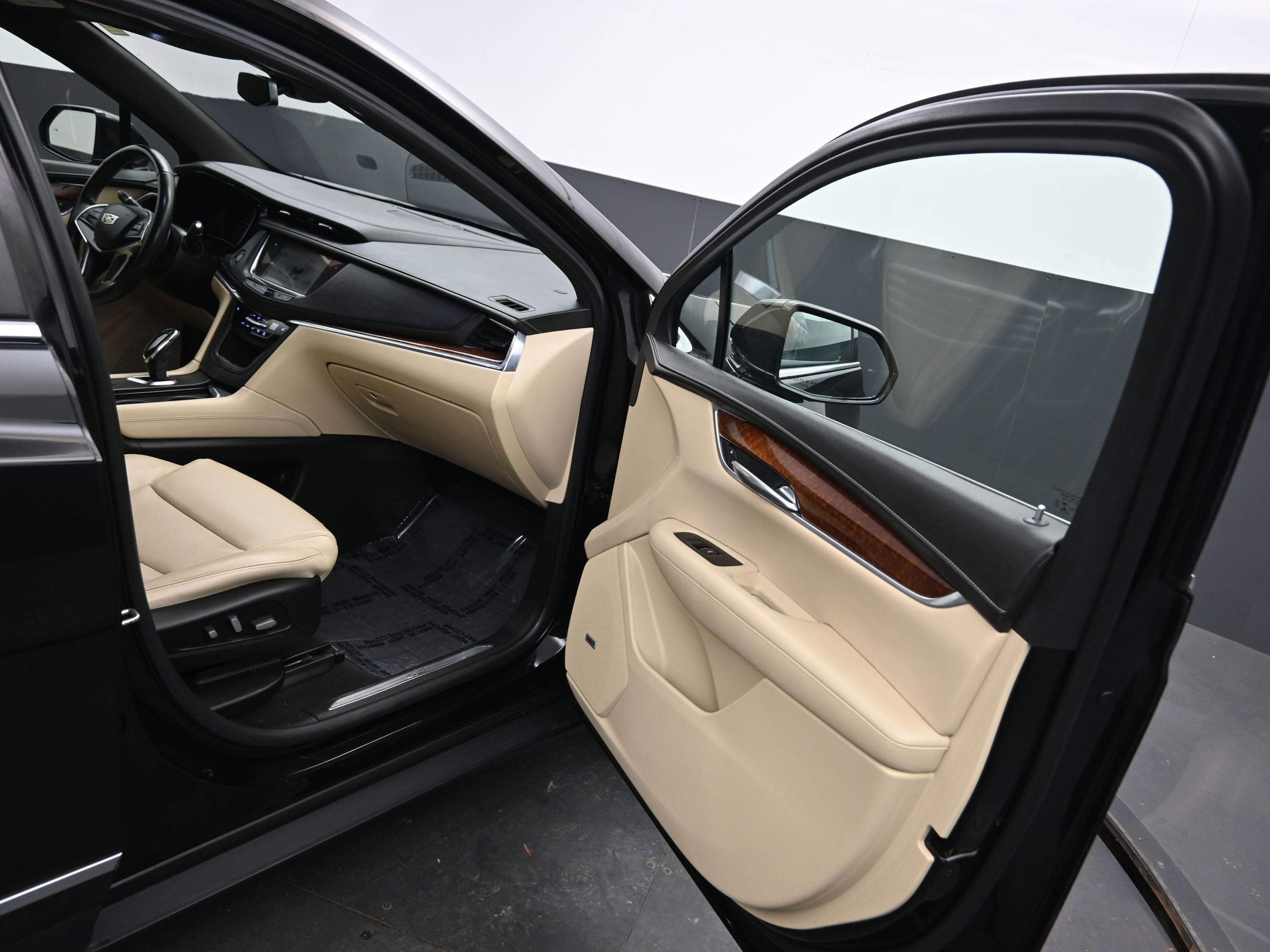 2018 Cadillac XT5 Luxury FWD