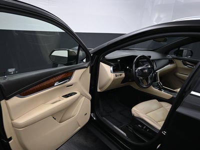 2018 Cadillac XT5 Luxury FWD