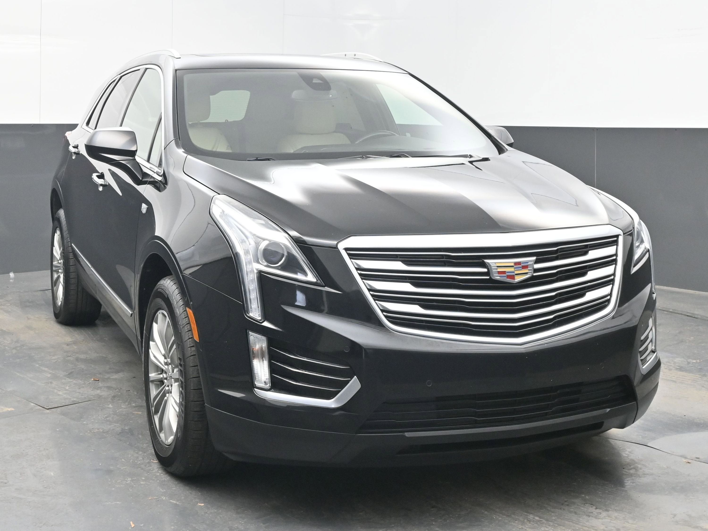 2018 Cadillac XT5 Luxury FWD