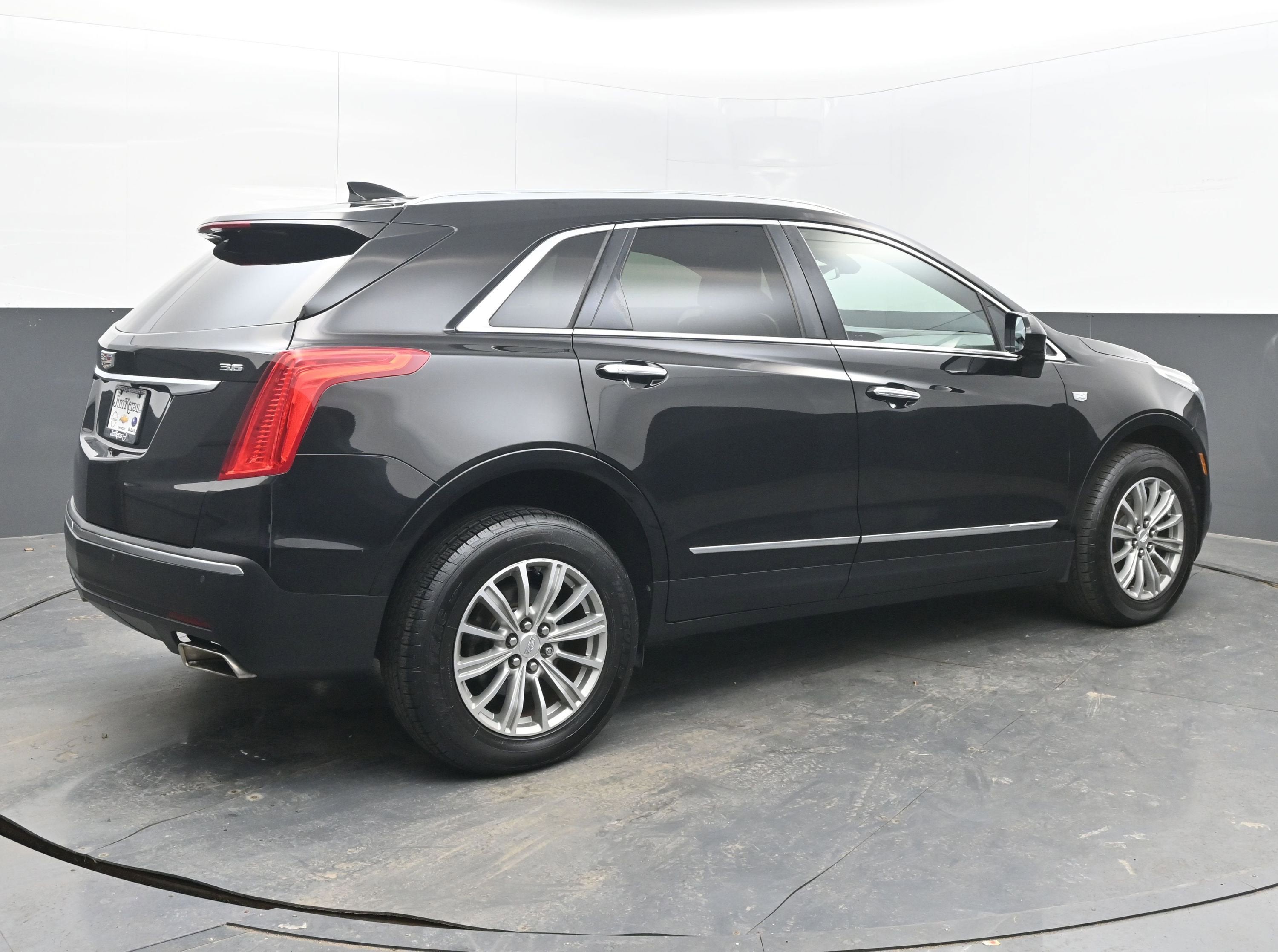 2018 Cadillac XT5 Luxury FWD