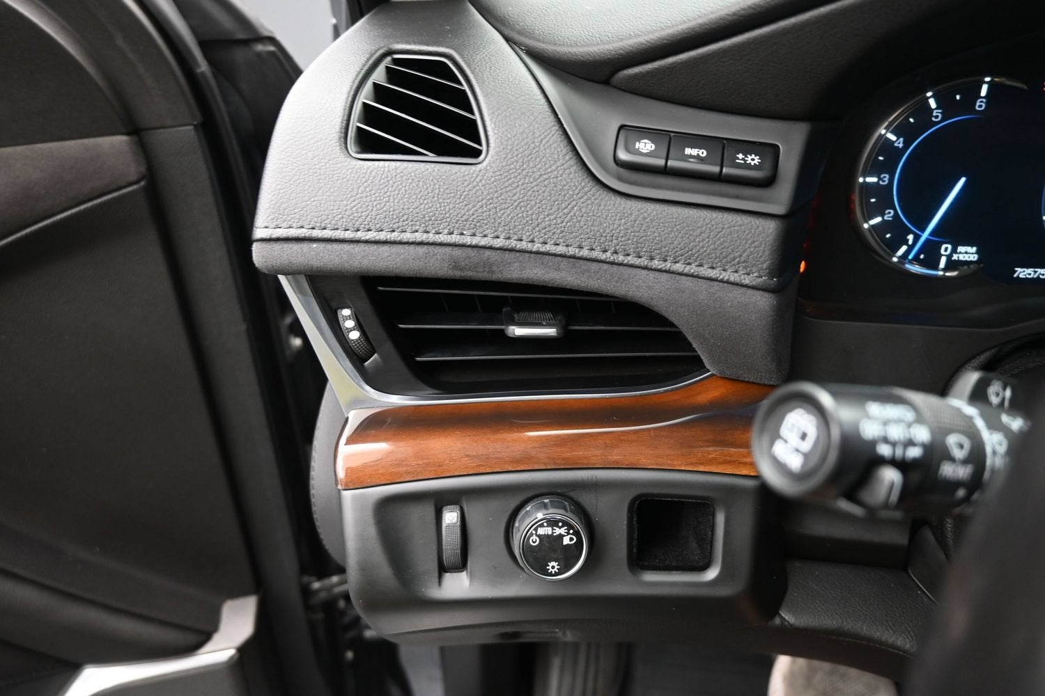 2019 Cadillac Escalade ESV Premium Luxury