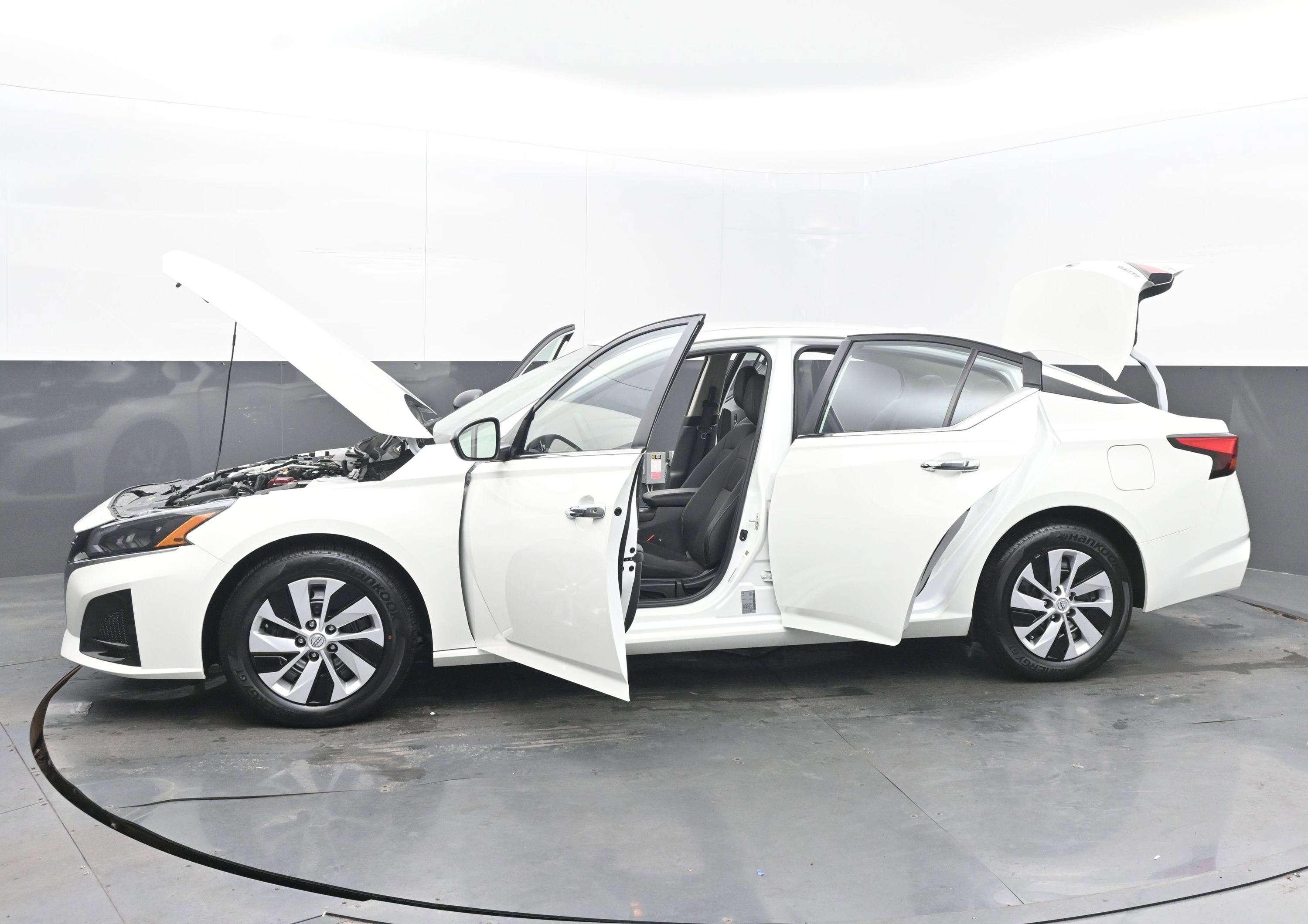 2025 Nissan Altima S