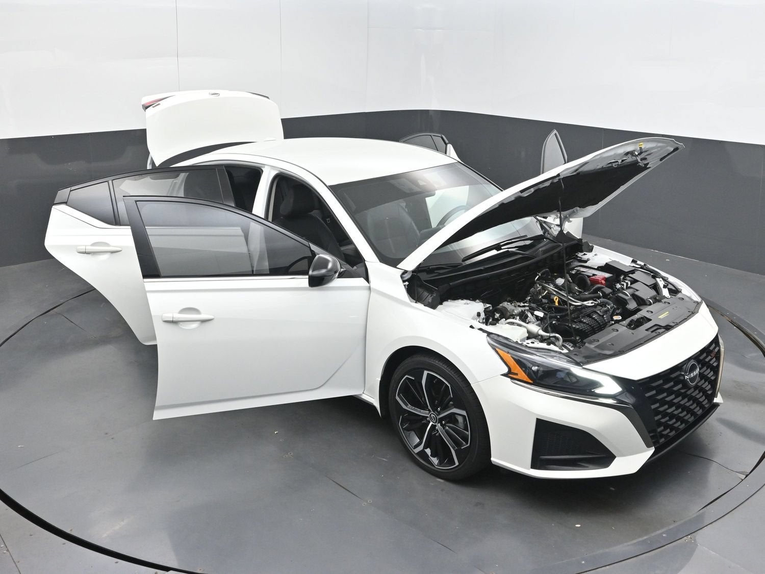 2024 Nissan Altima 2.5 SR