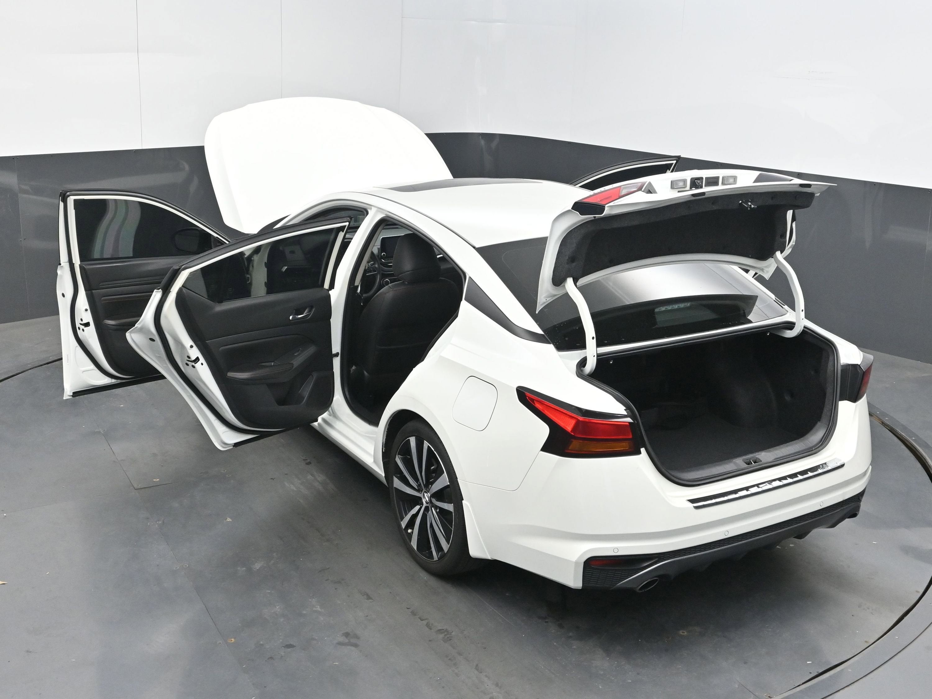 2021 Nissan Altima 2.5 SR