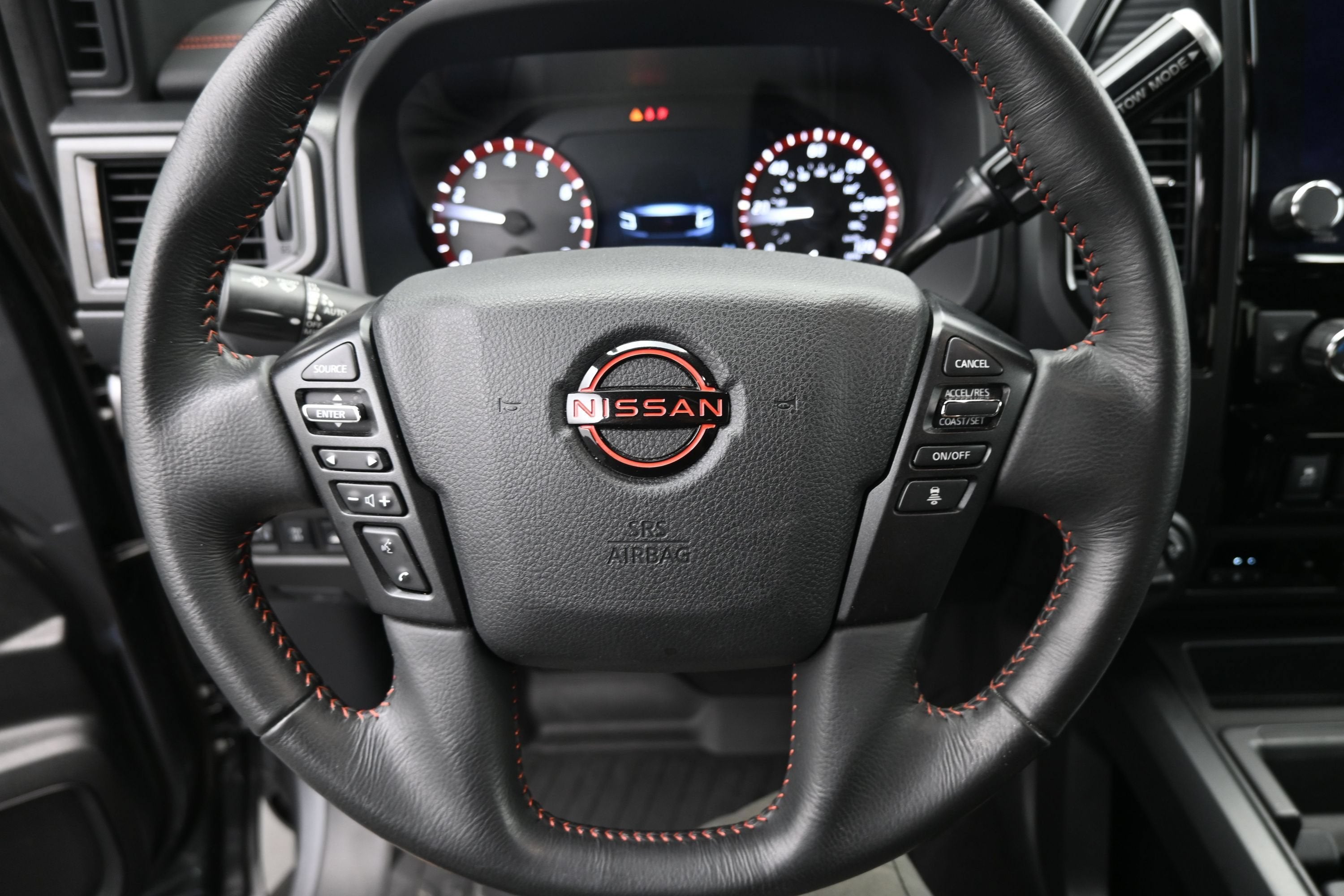 2024 Nissan Titan PRO-4X