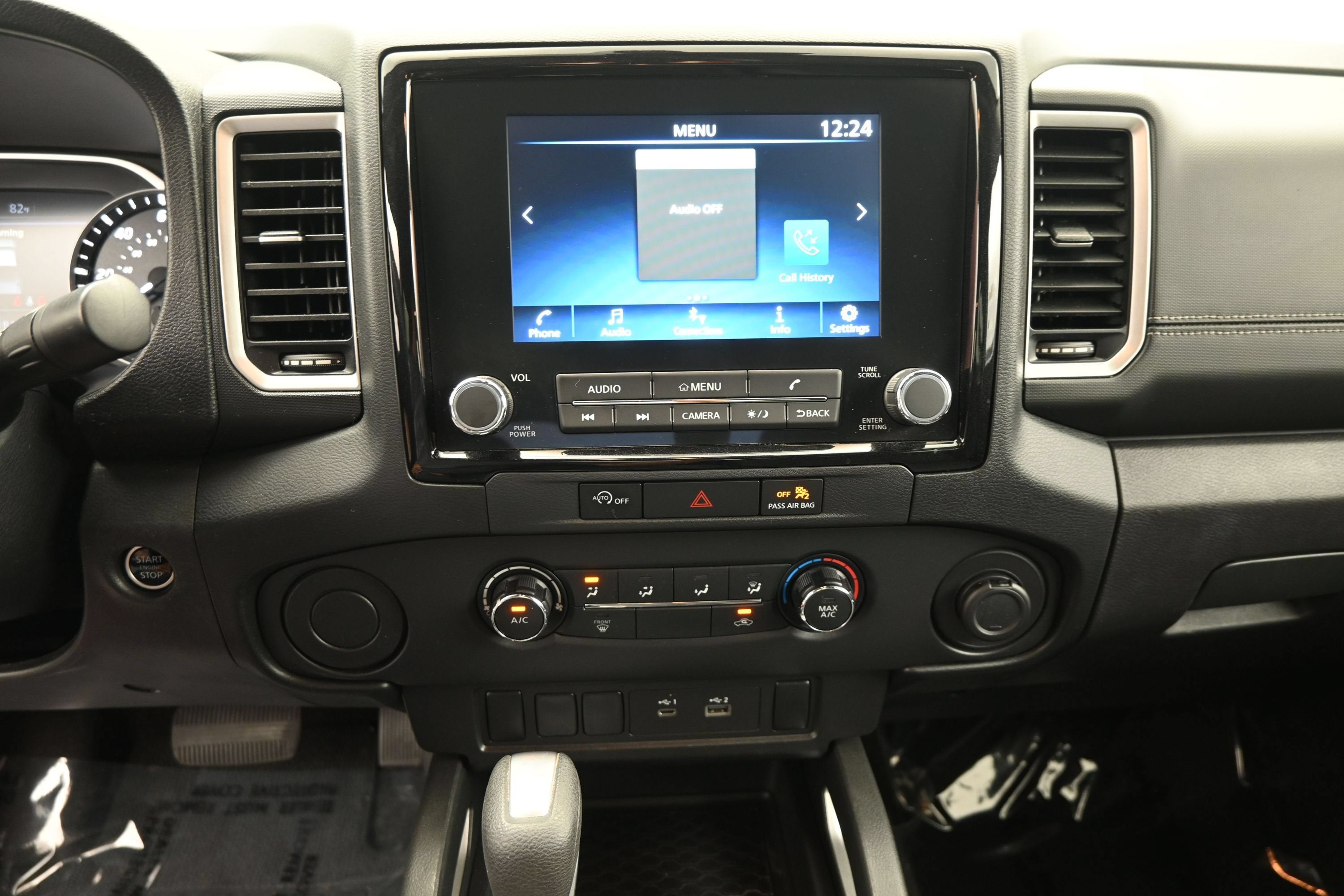 2023 Nissan Frontier SV