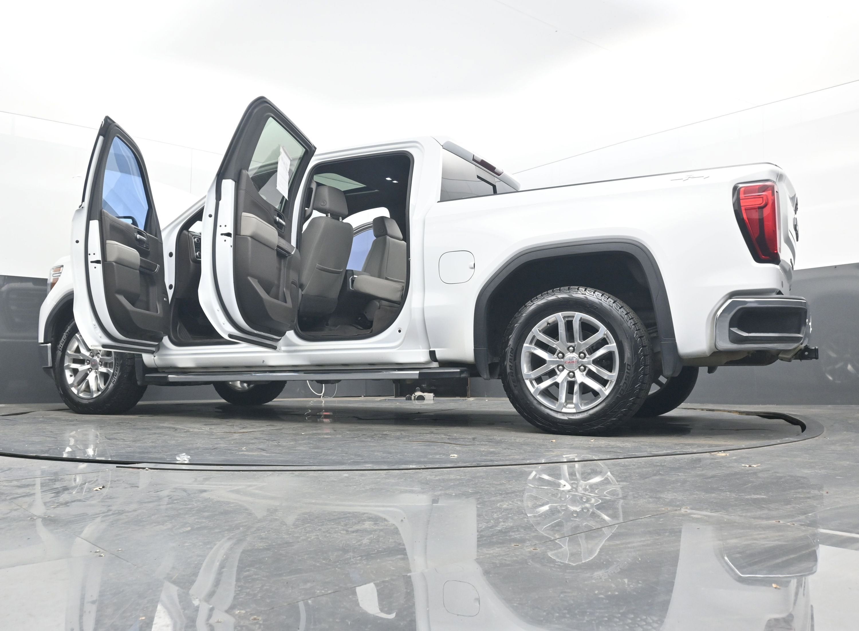 2022 GMC Sierra 1500 Limited SLT