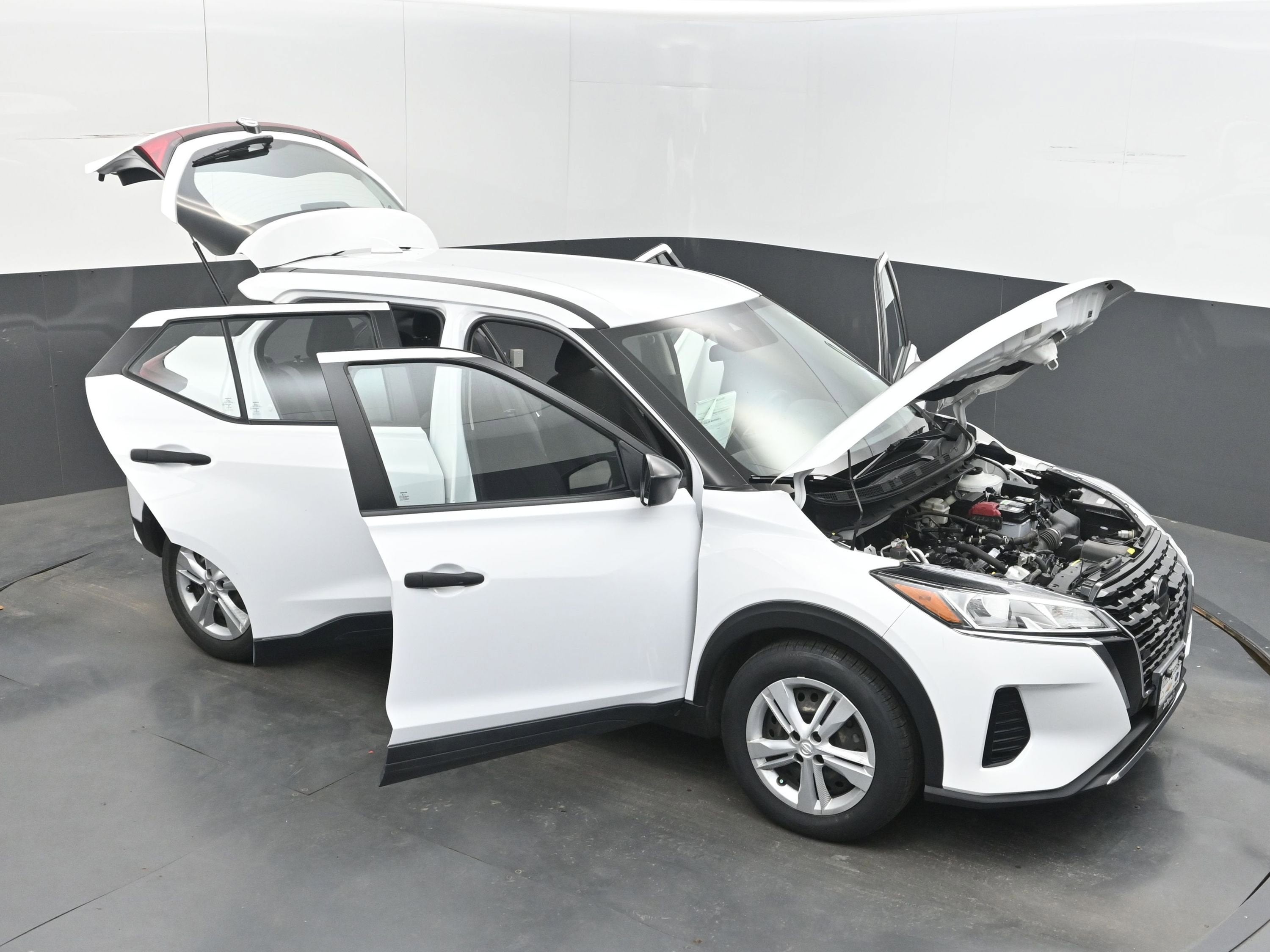 2021 Nissan Kicks S