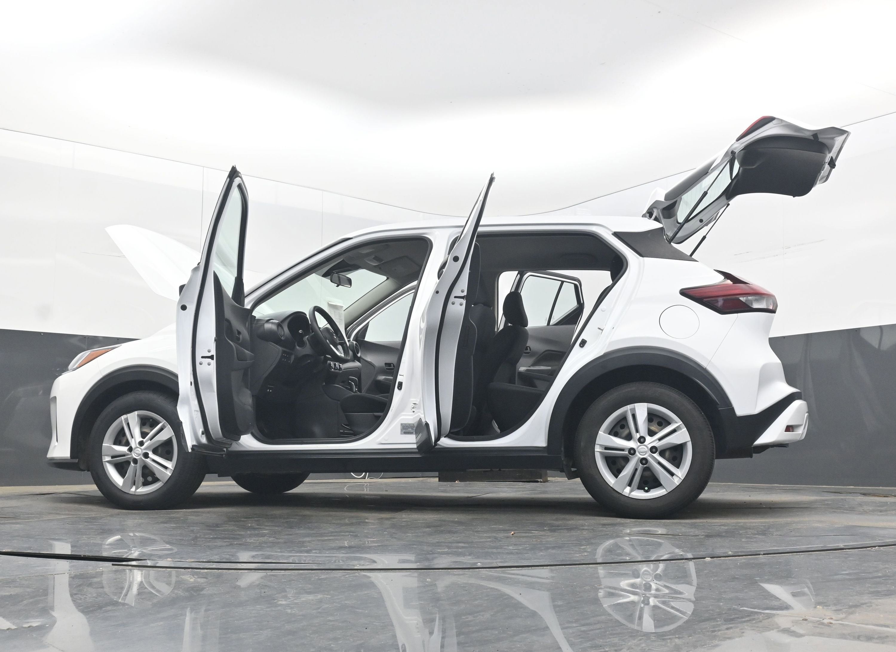 2021 Nissan Kicks S