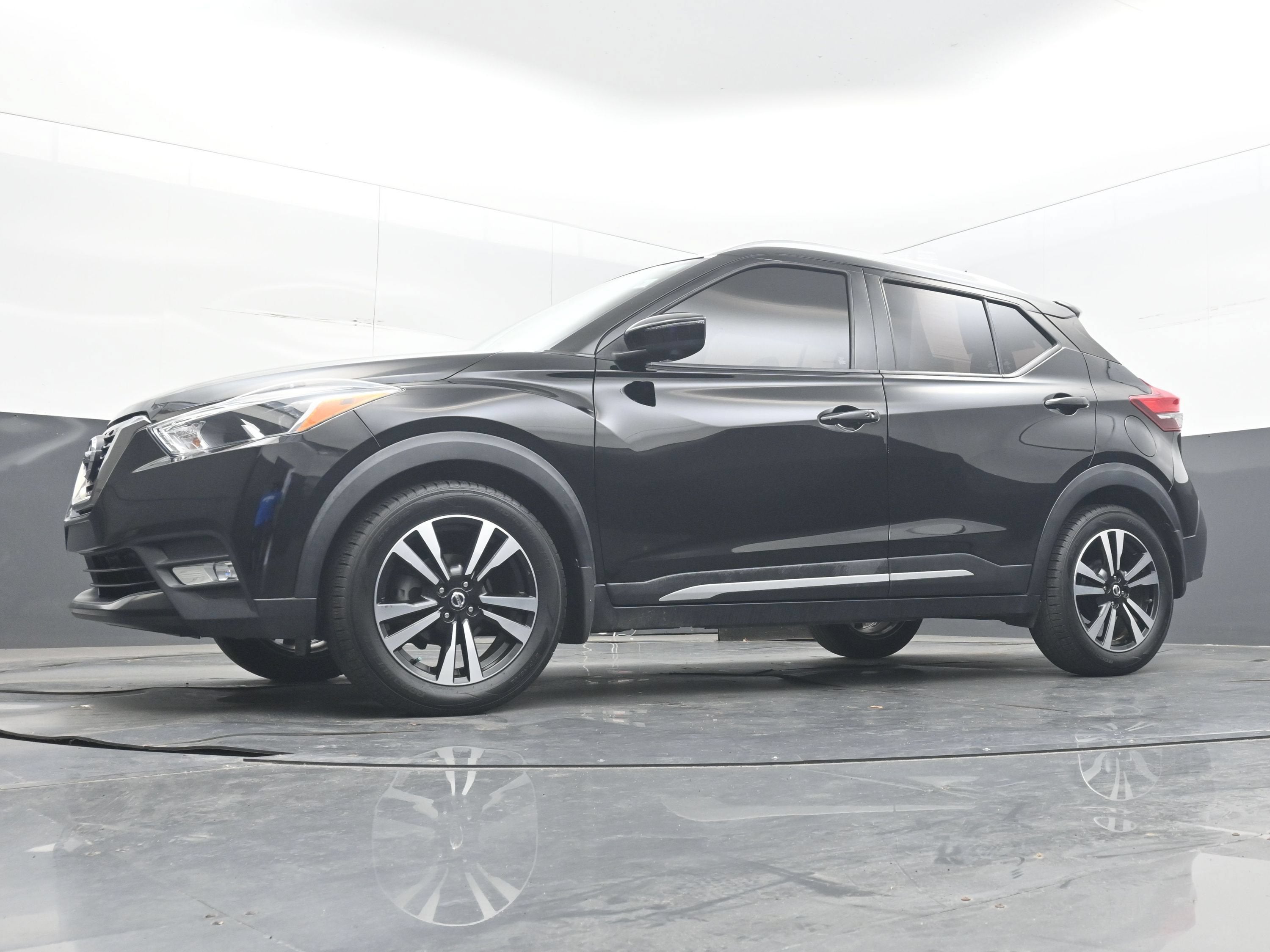 2018 Nissan Kicks SR