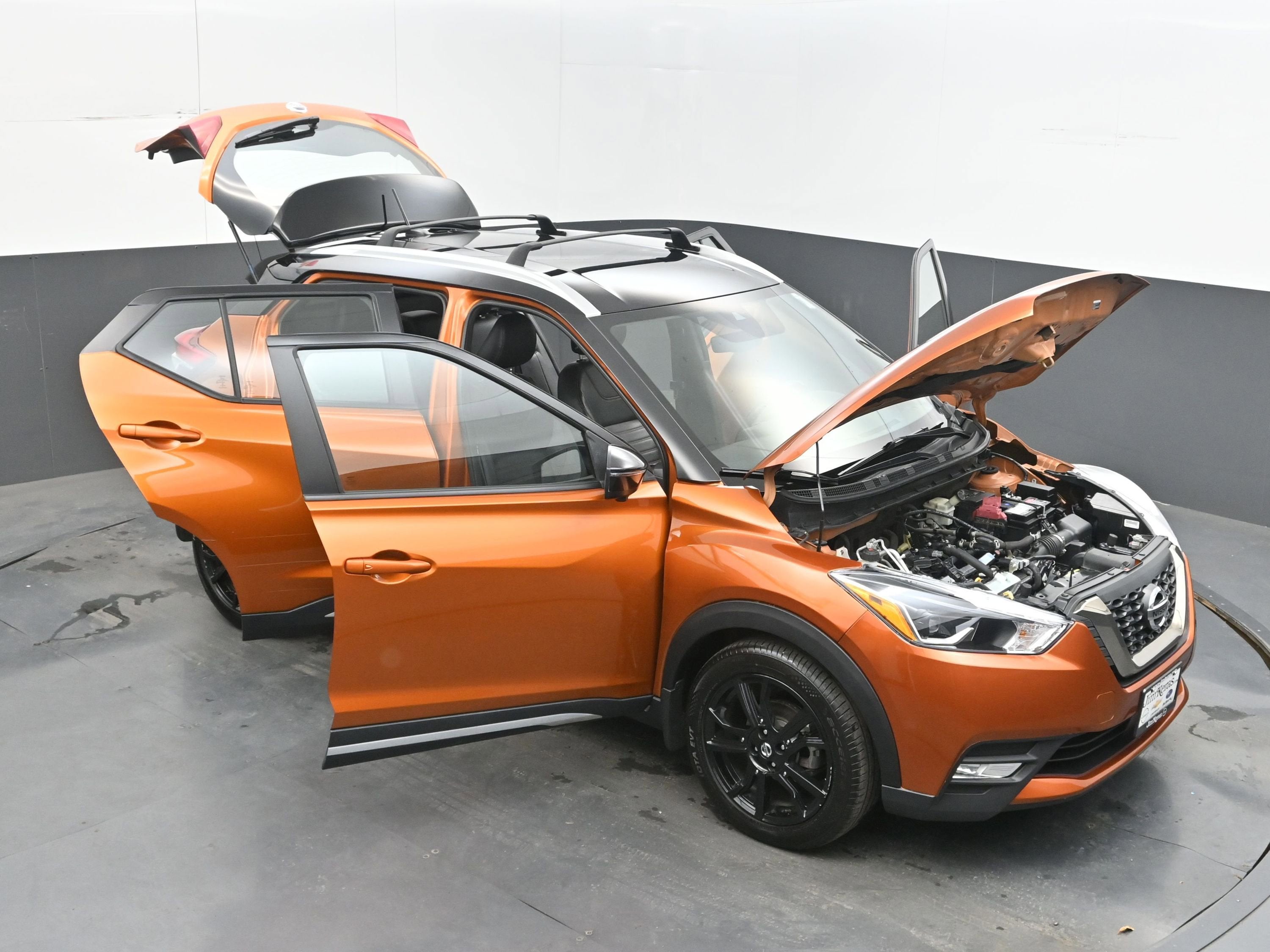 2020 Nissan Kicks SR