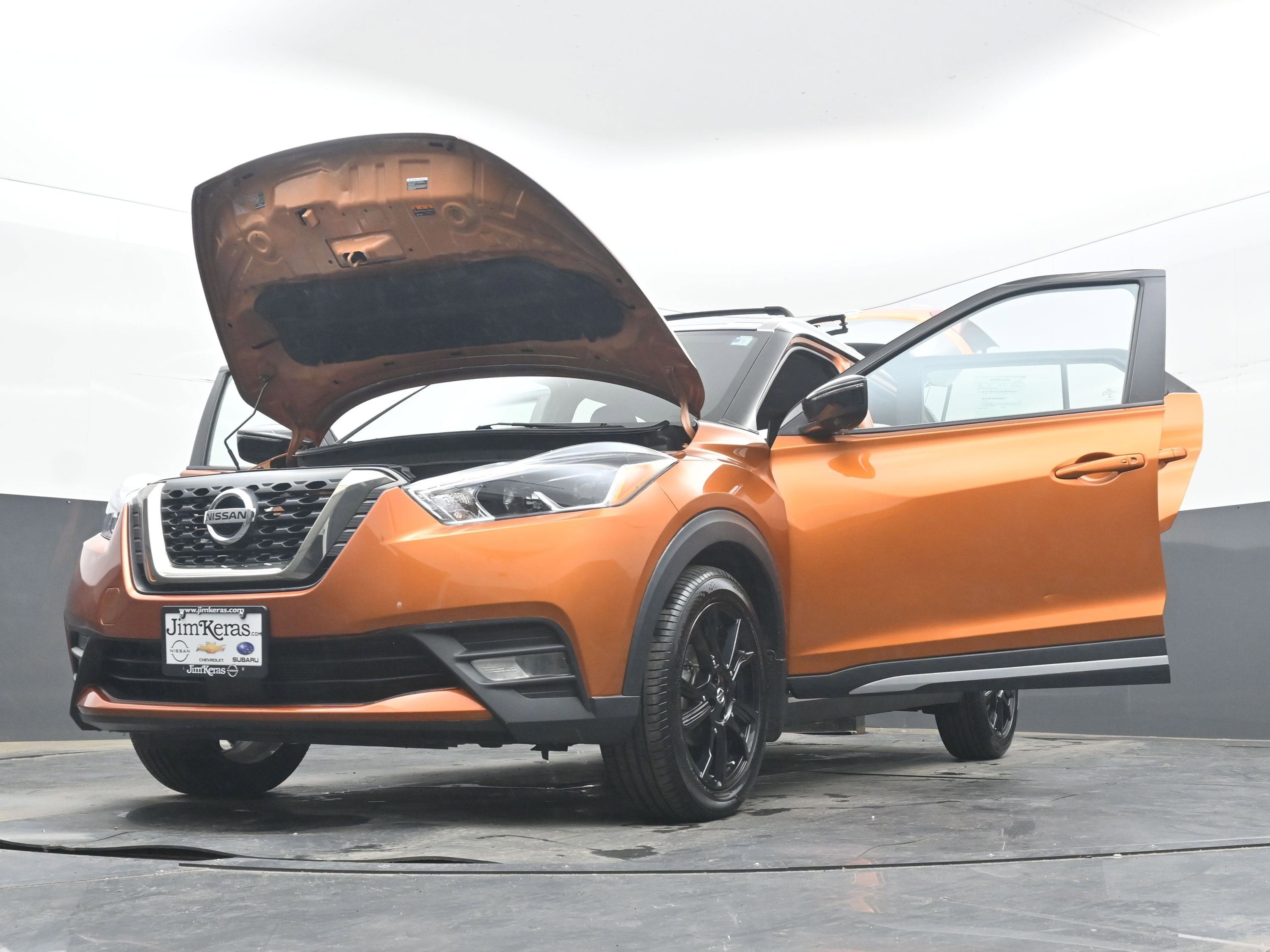 2020 Nissan Kicks SR