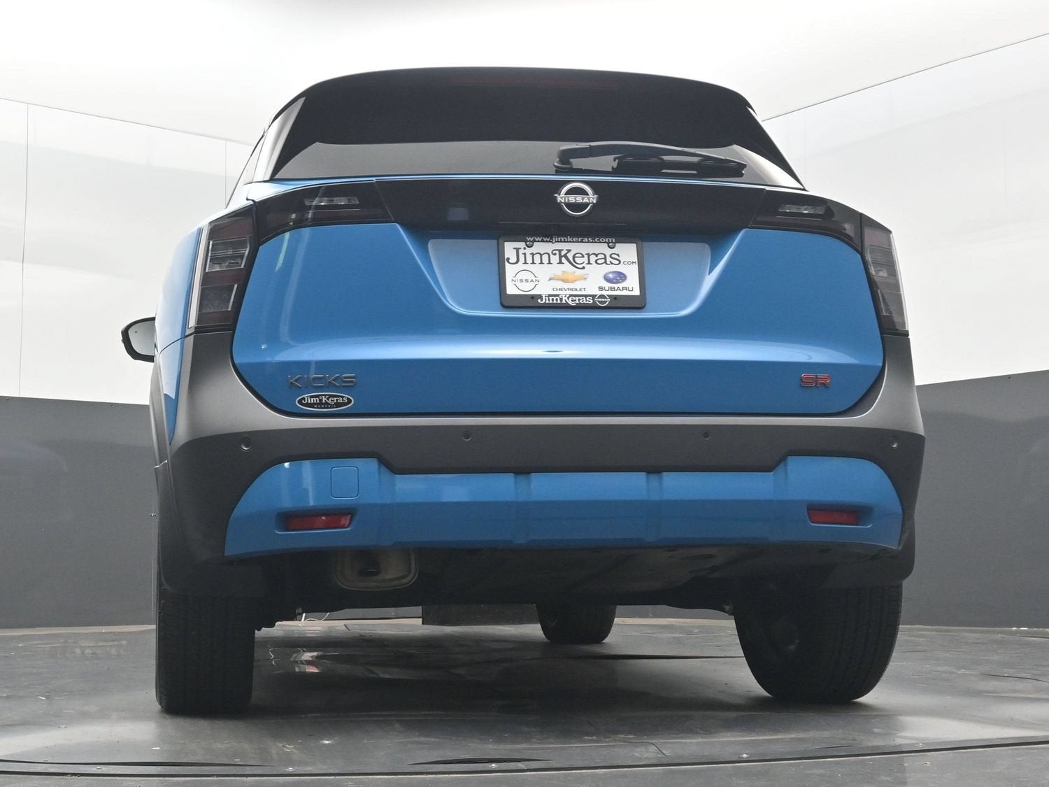 2025 Nissan Kicks SR