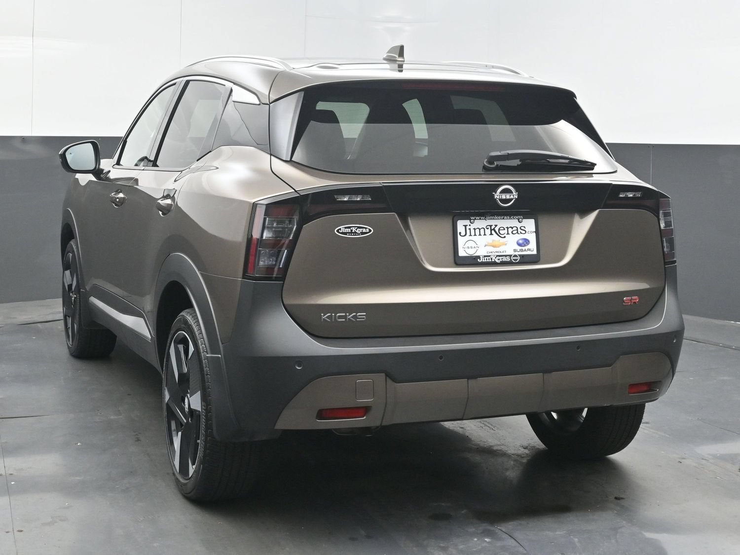 2025 Nissan Kicks SR