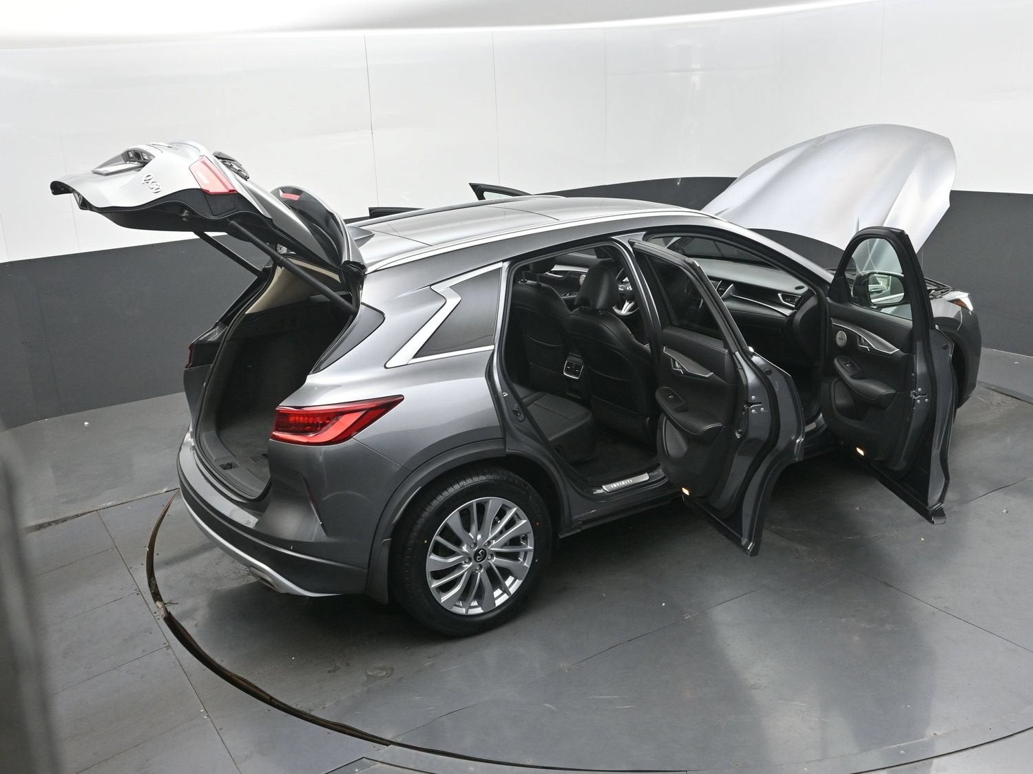 2023 INFINITI QX50 LUXE