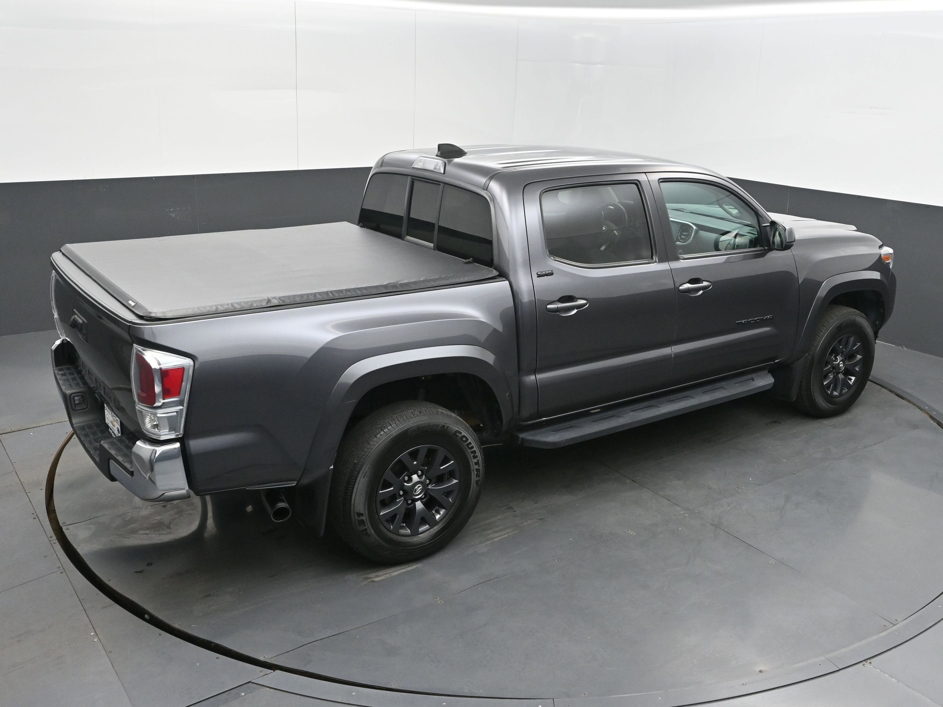 2022 Toyota Tacoma 2WD SR5