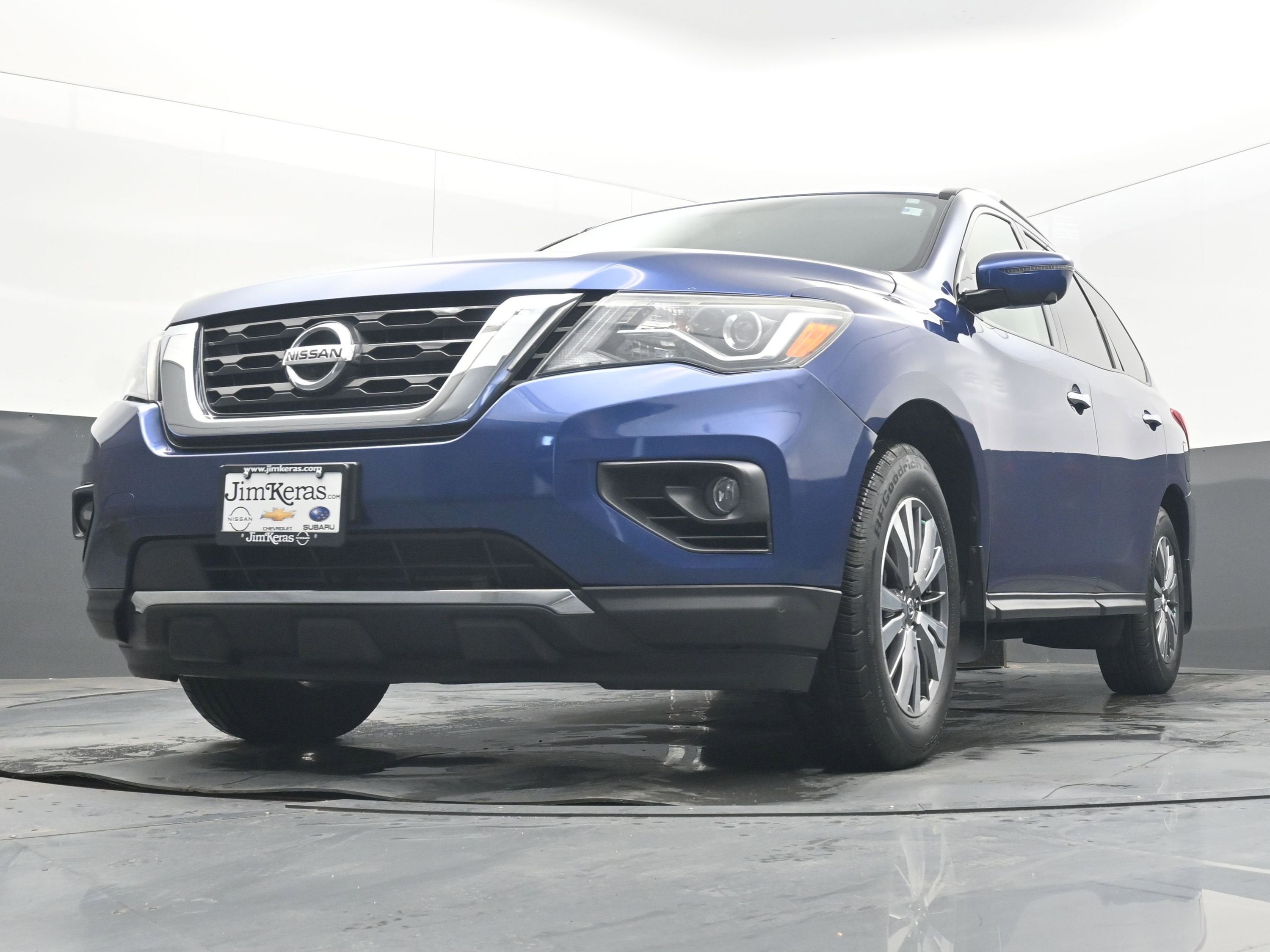 2018 Nissan Pathfinder SL