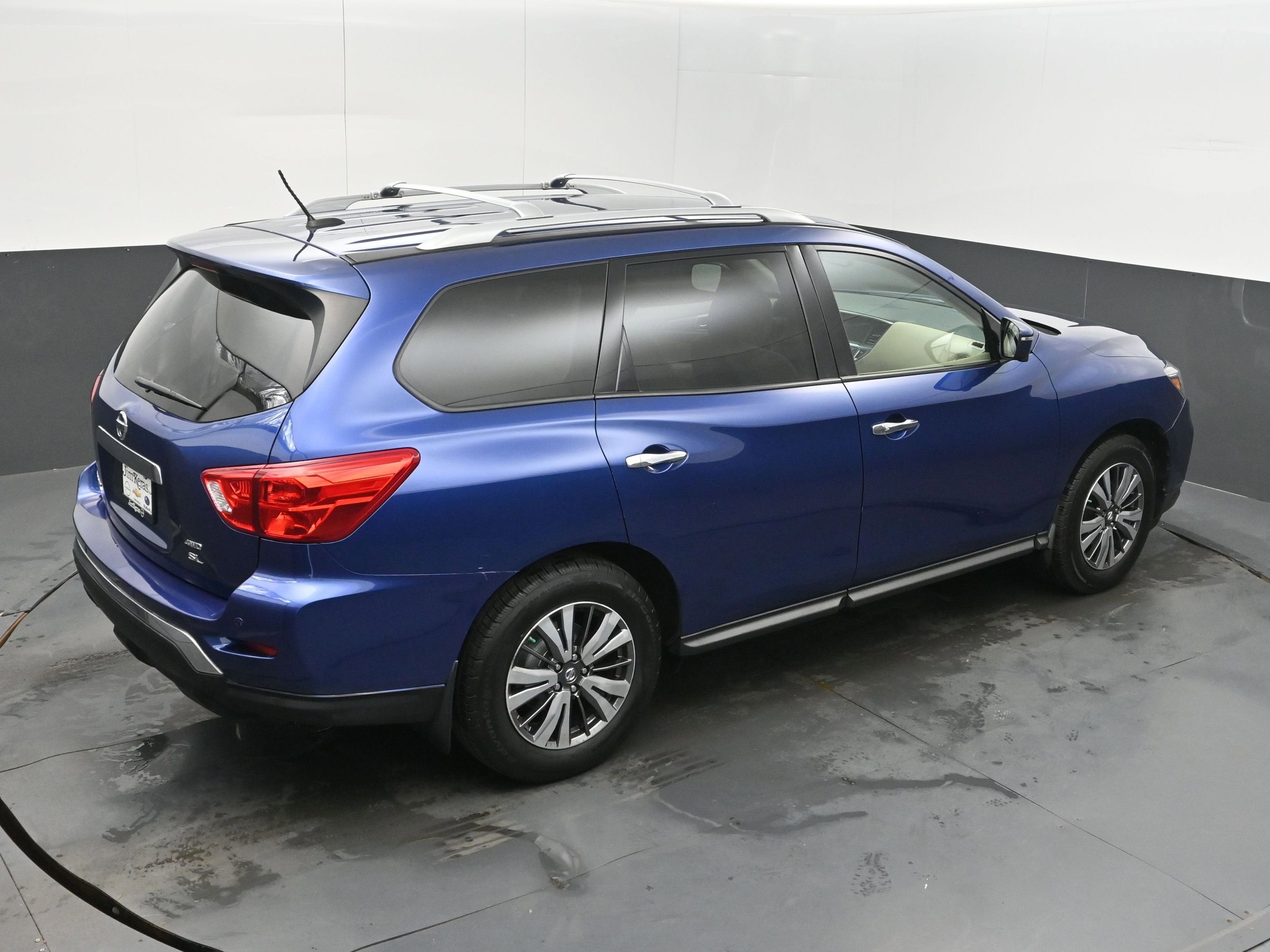 2018 Nissan Pathfinder SL