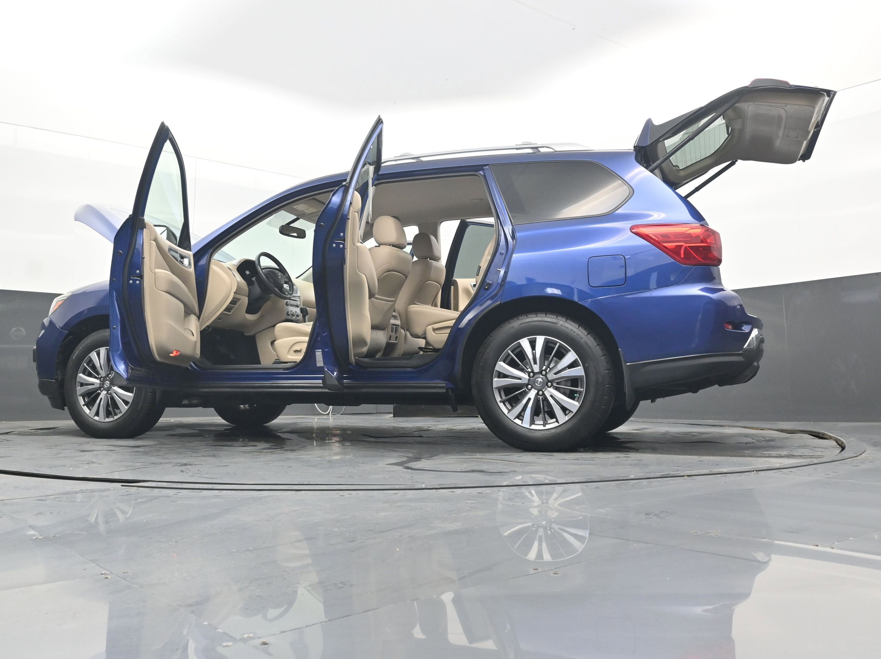 2018 Nissan Pathfinder SL