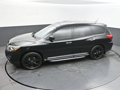 2017 Nissan Pathfinder Platinum