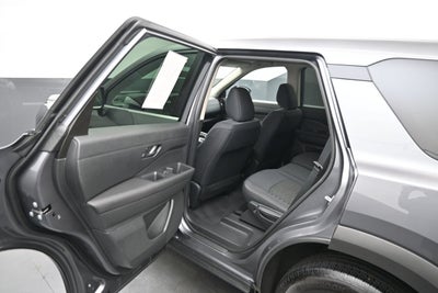 2025 Nissan Pathfinder S