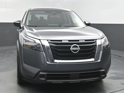 2025 Nissan Pathfinder S