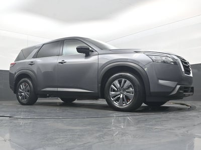 2025 Nissan Pathfinder S