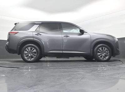2025 Nissan Pathfinder S