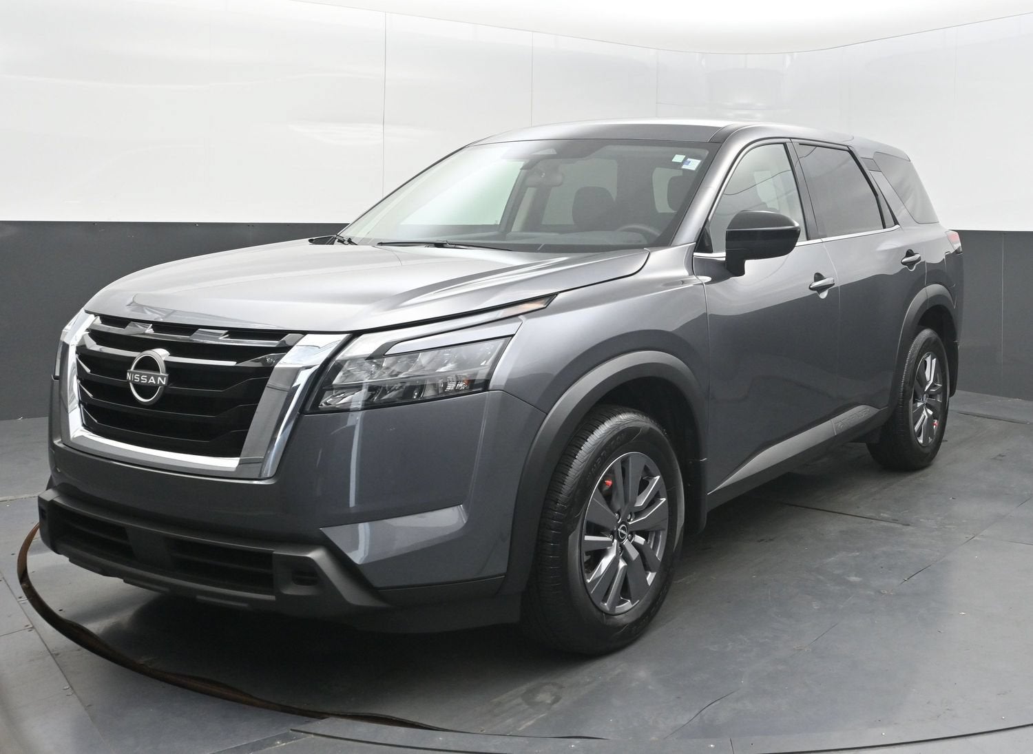 2025 Nissan Pathfinder S