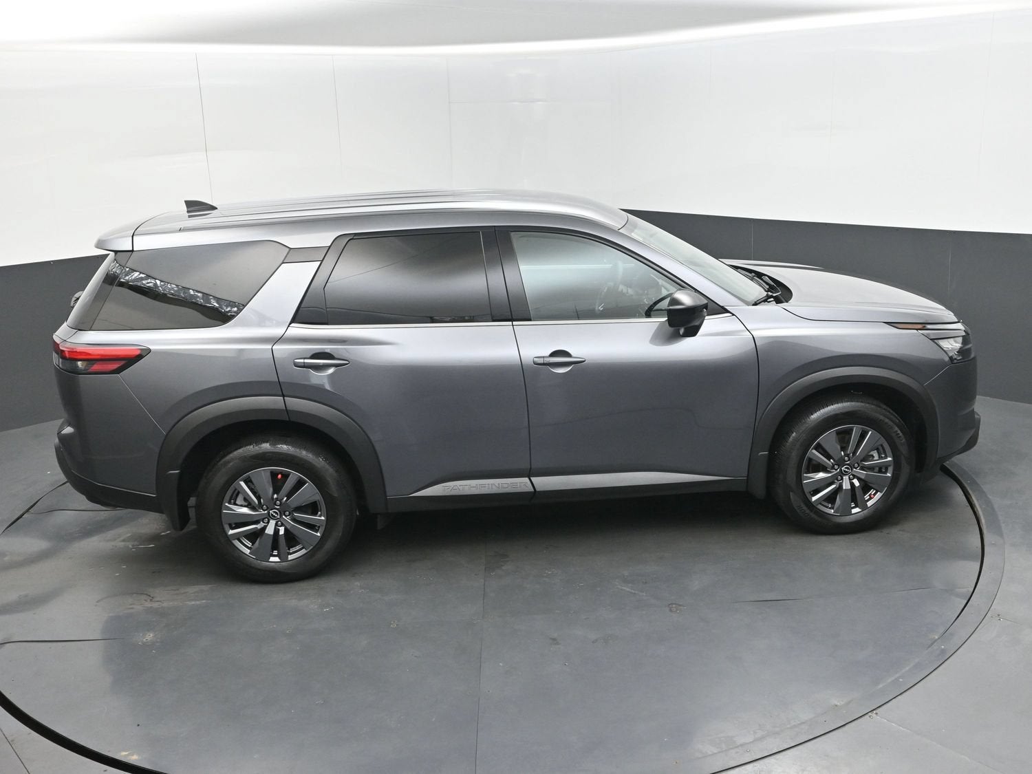 2025 Nissan Pathfinder S