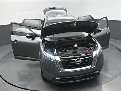 2025 Nissan Pathfinder S