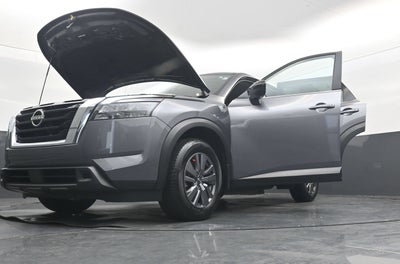 2025 Nissan Pathfinder S