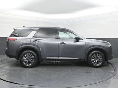 2025 Nissan Pathfinder S