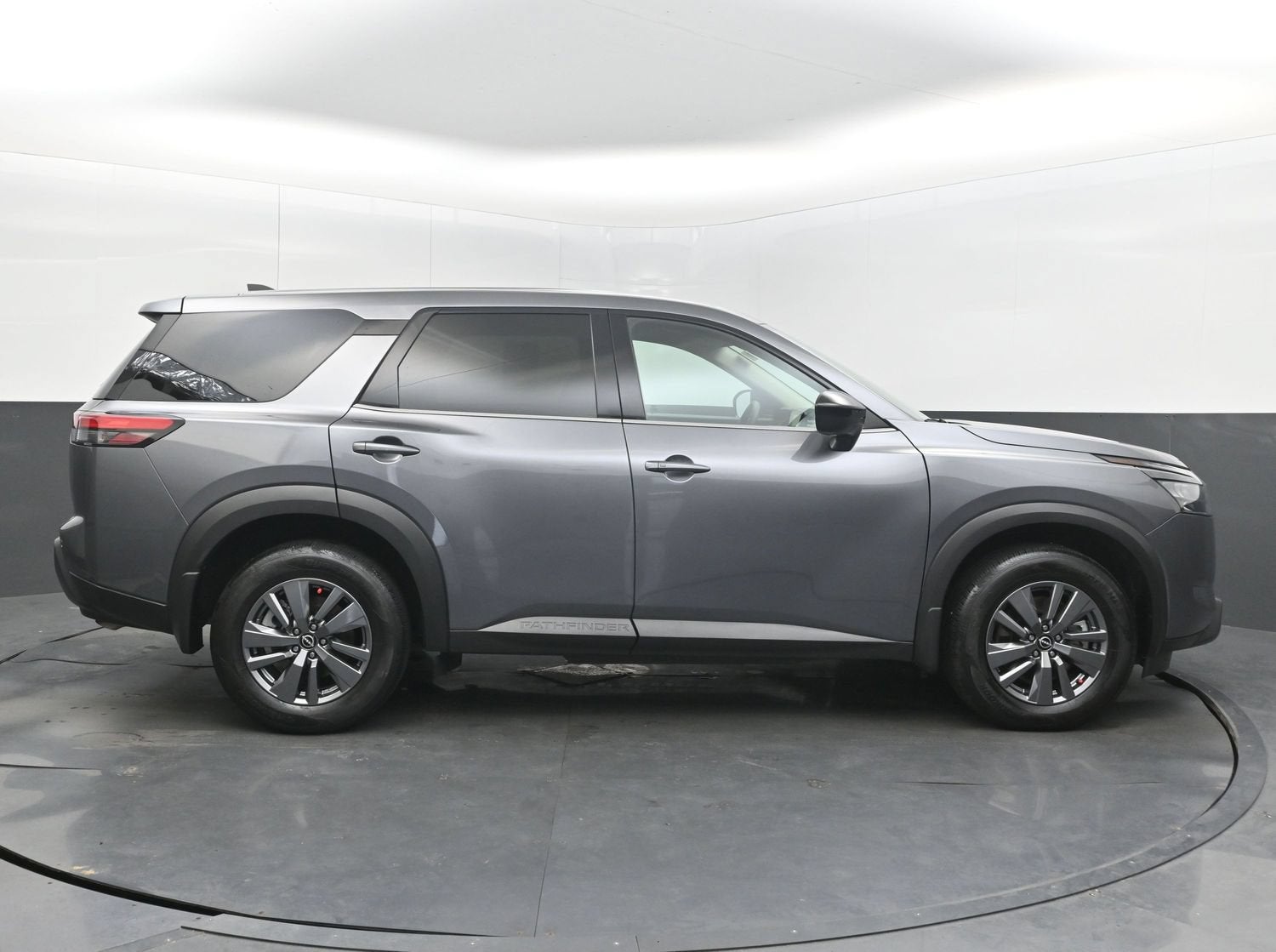 2025 Nissan Pathfinder S