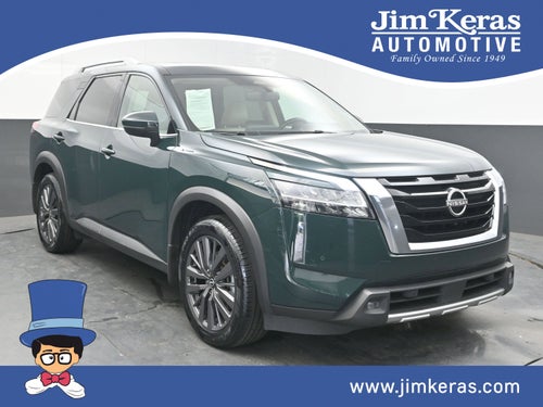 2022 Nissan Pathfinder SL