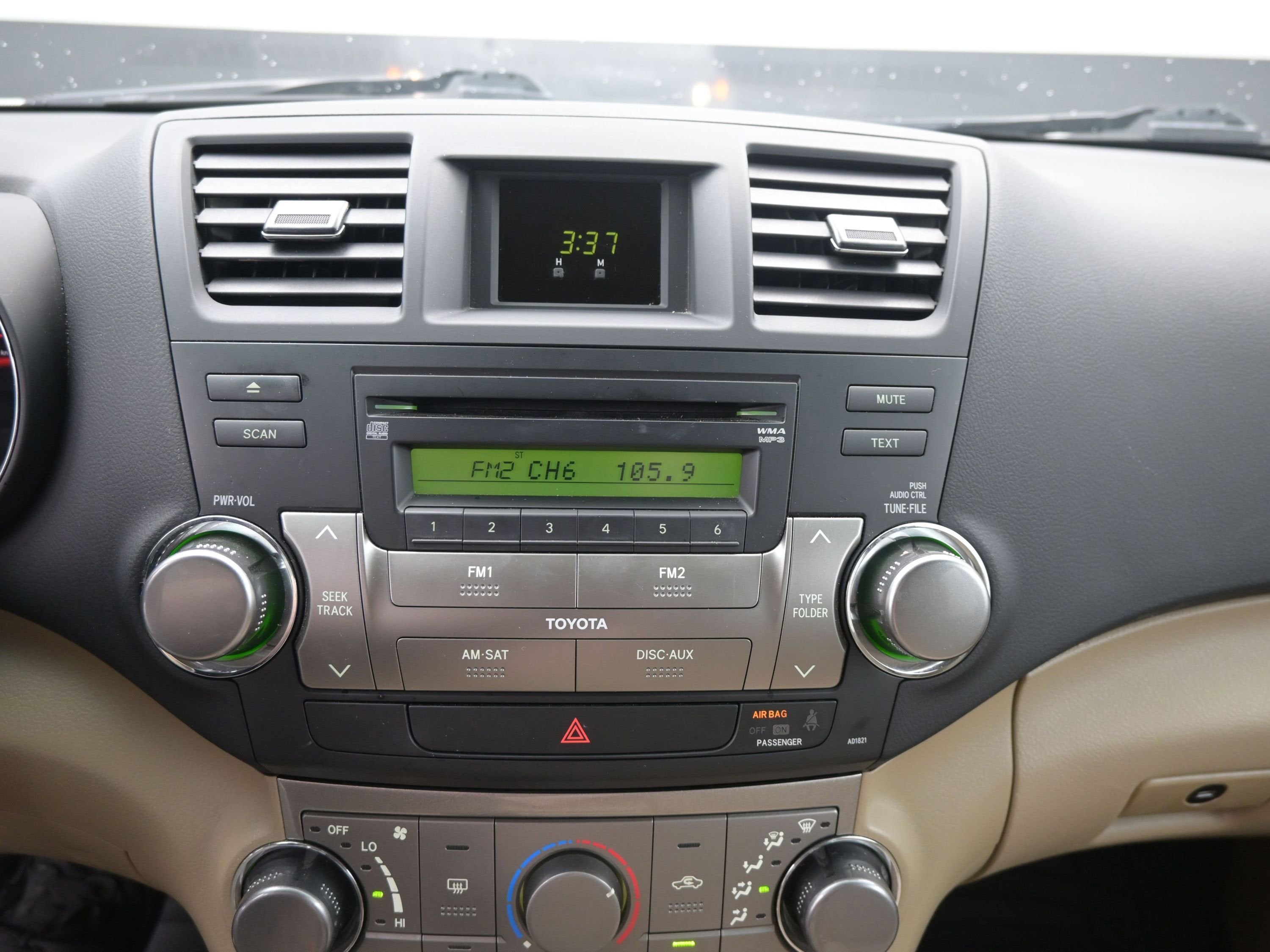 2011 Toyota Highlander Base