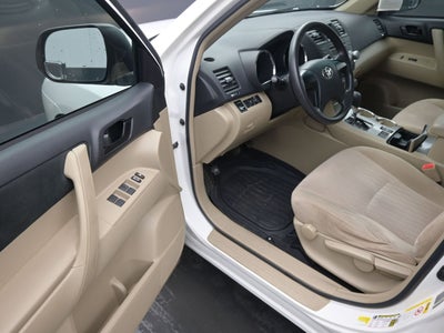 2011 Toyota Highlander Base