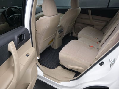 2011 Toyota Highlander Base