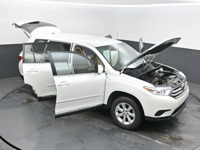 2011 Toyota Highlander Base