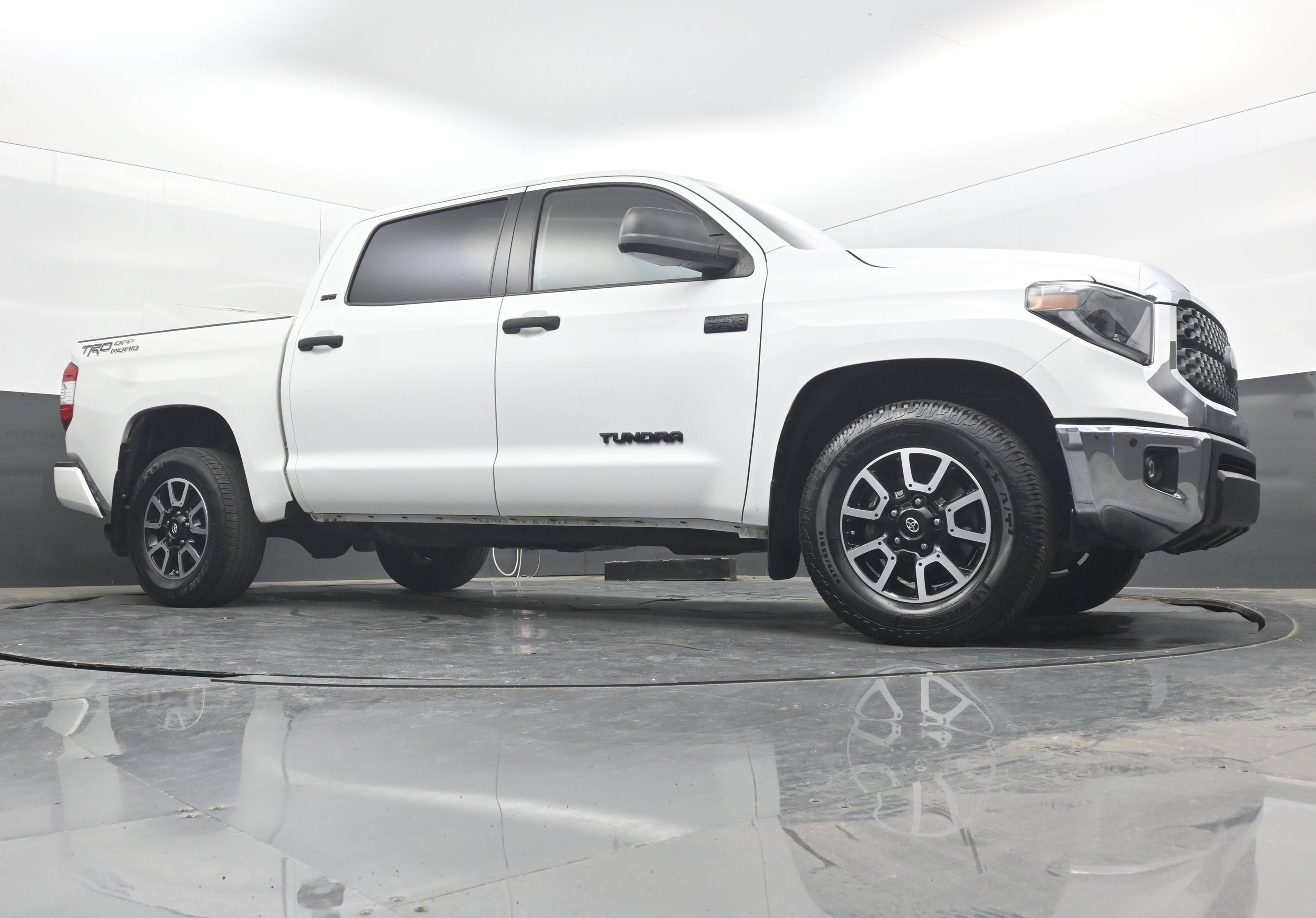 2021 Toyota Tundra 2WD SR5