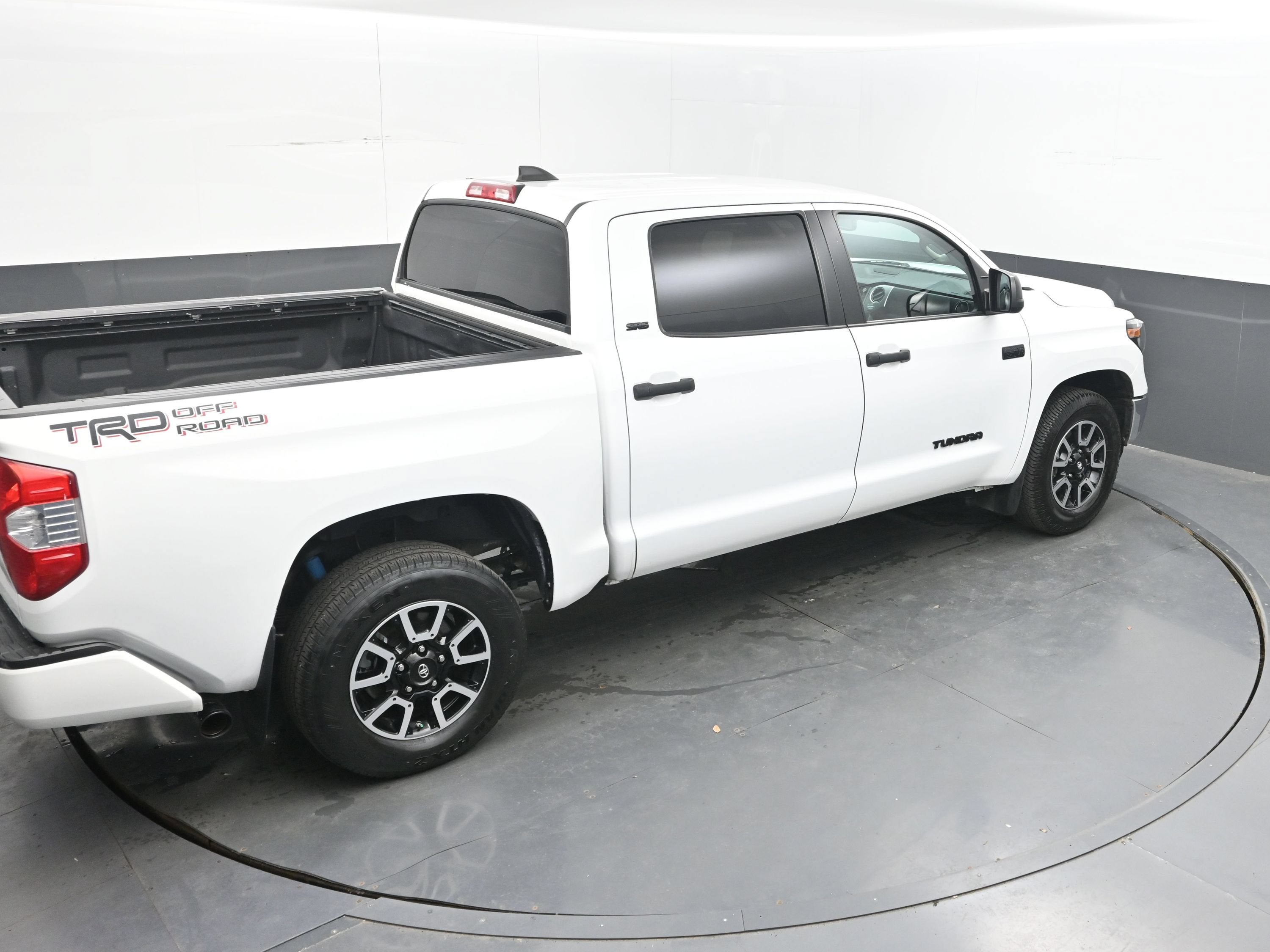2021 Toyota Tundra 2WD SR5