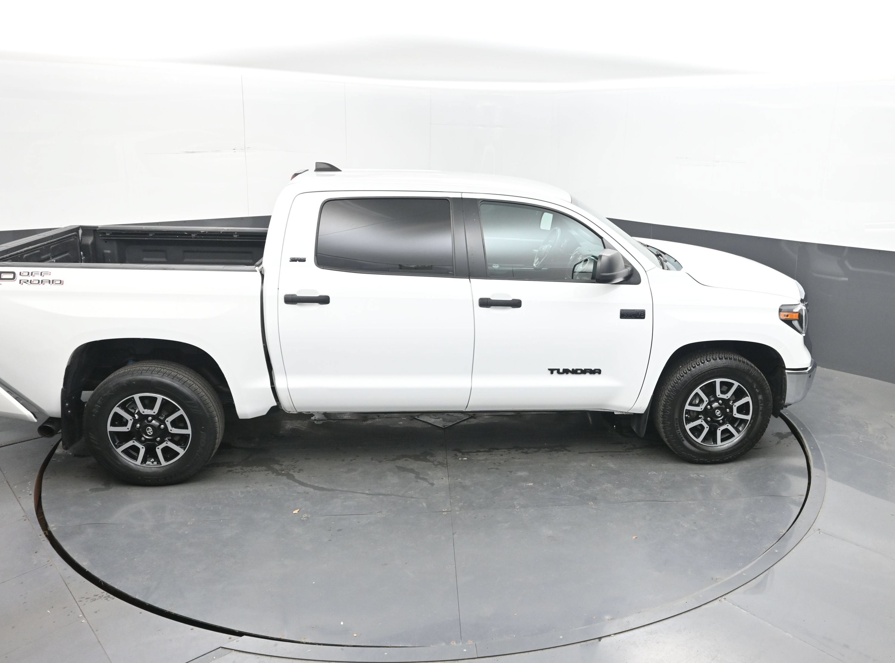 2021 Toyota Tundra 2WD SR5